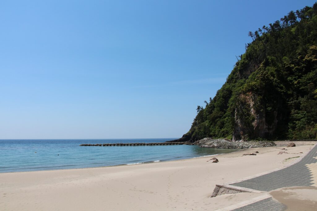 町内の海水浴場を紹介します